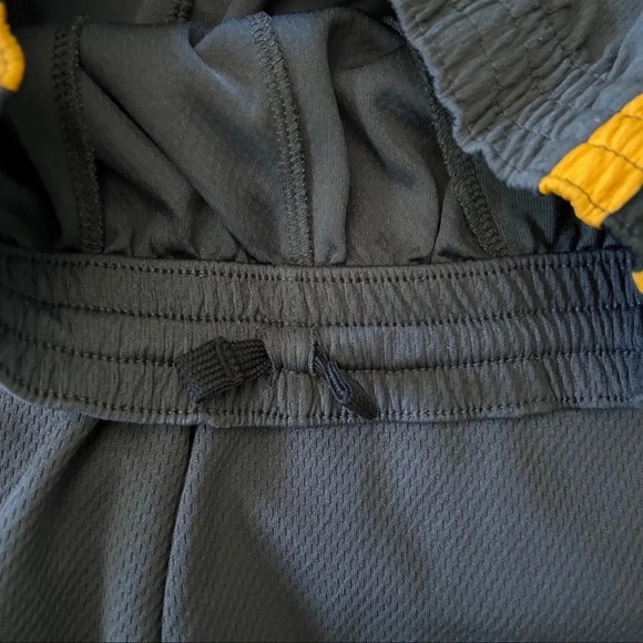 Nike dri-fit shorts Grey/orange youth XL - Picture 4 of 7